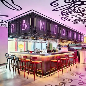 Moxy Myeongdong Hotel Seoul